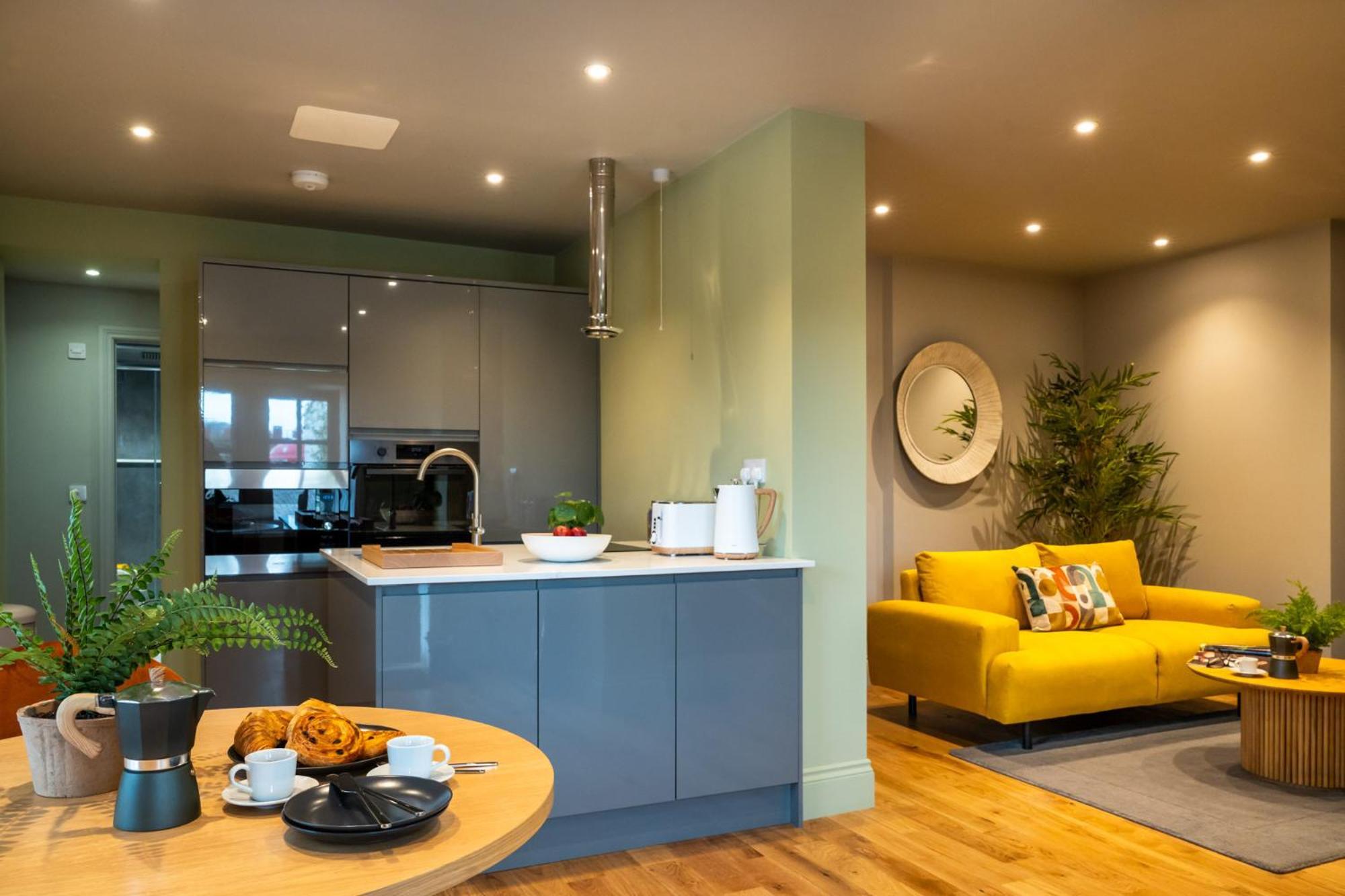 Commandery Vaults - Luxury Apartment In City Centre With Sky Tv 伍斯特 外观 照片
