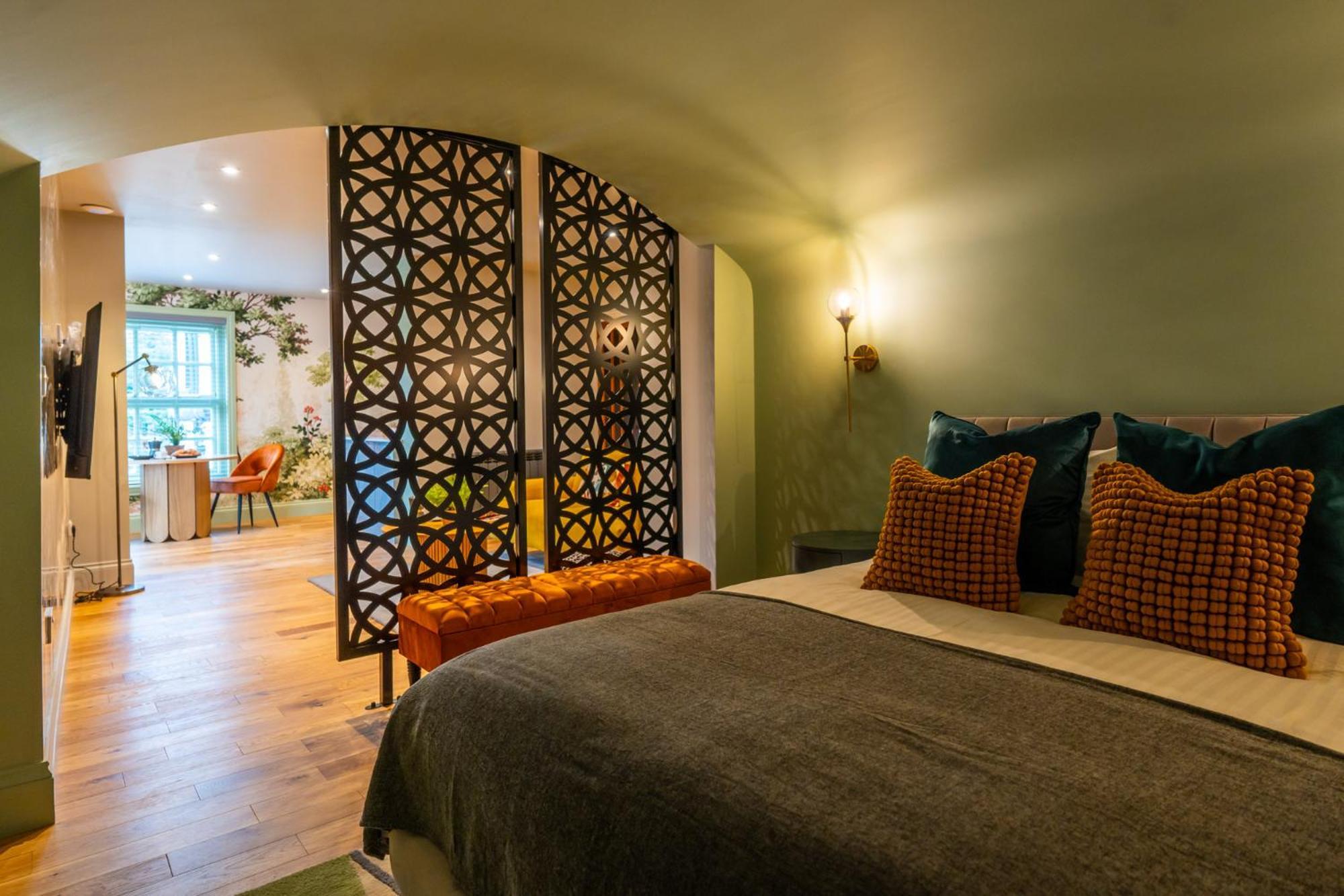 Commandery Vaults - Luxury Apartment In City Centre With Sky Tv 伍斯特 外观 照片