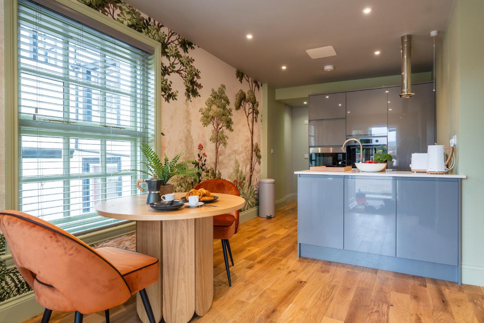 Commandery Vaults - Luxury Apartment In City Centre With Sky Tv 伍斯特 外观 照片